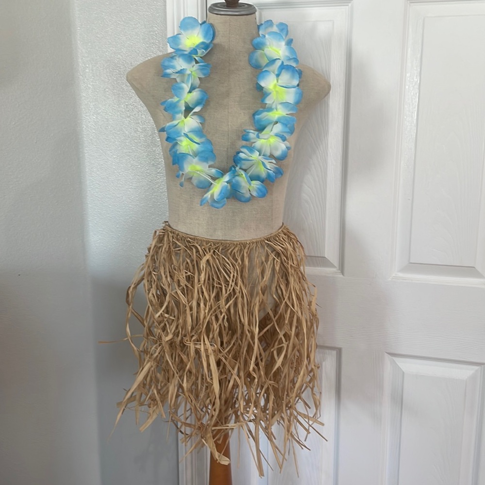3 pc Hawaiian luau grass hula skirt costume Floral blue lei & cup girls one size